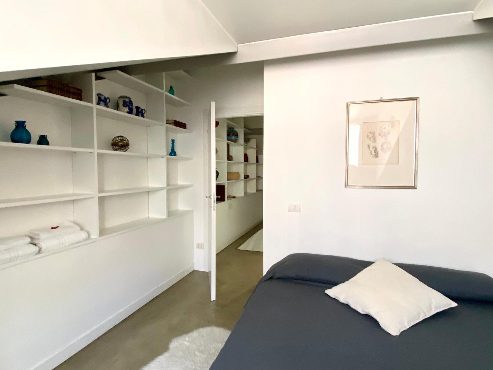 Sant Ambrogio Courtyard Room In Shared Flat 밀라노 외부 사진