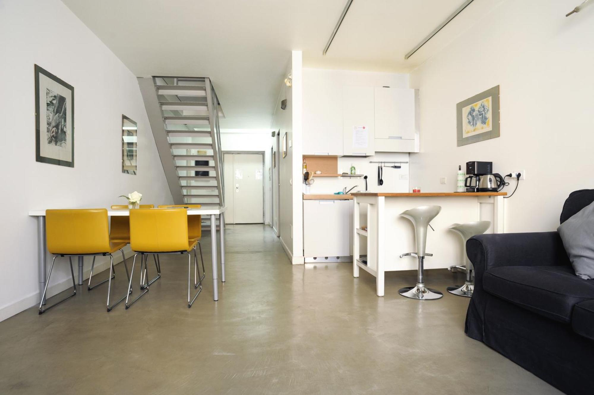 Sant Ambrogio Courtyard Room In Shared Flat 밀라노 외부 사진